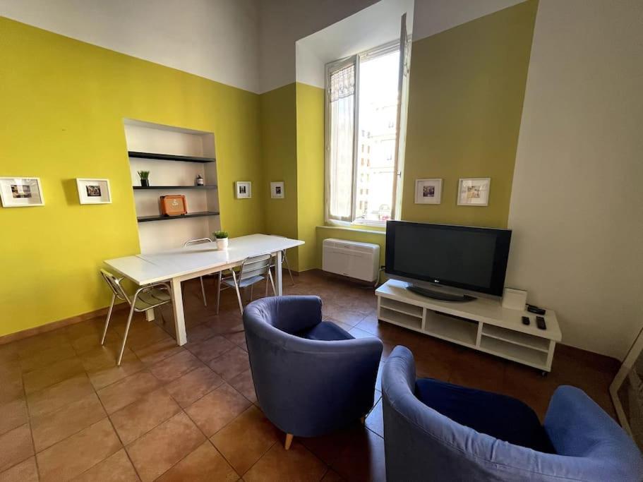 Loft Storico In Pieno Centro! Appartement Livorno Buitenkant foto